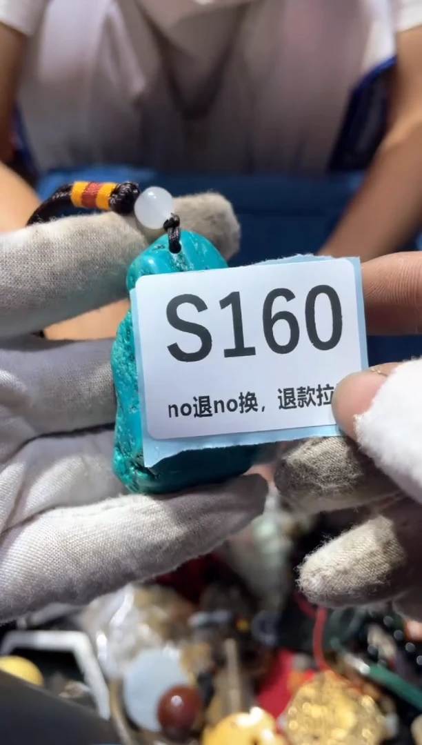瓷片小*虎东轩直播链接火爆火爆