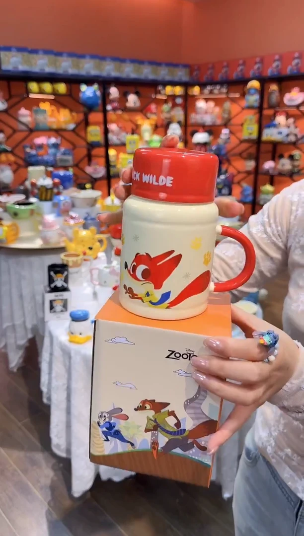 瓷片@@疯狂动物城狐尼克陶瓷带盖圆柱杯