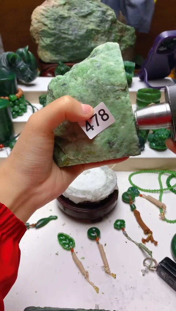 未镶嵌和田玉（碧玉）珠宝半成品1