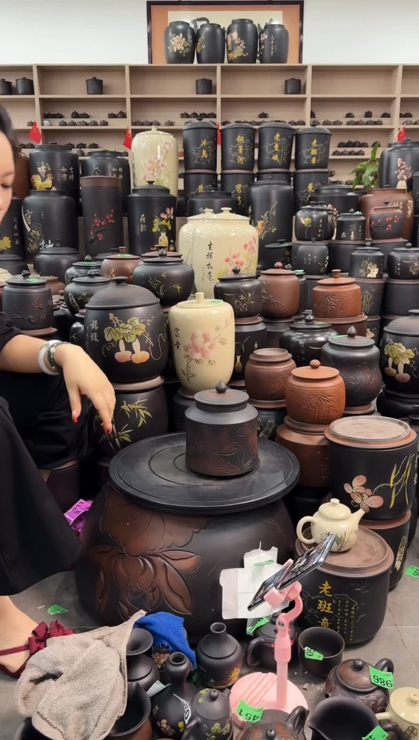罐瑕疵茶叶罐 小蛮腰荷花 538