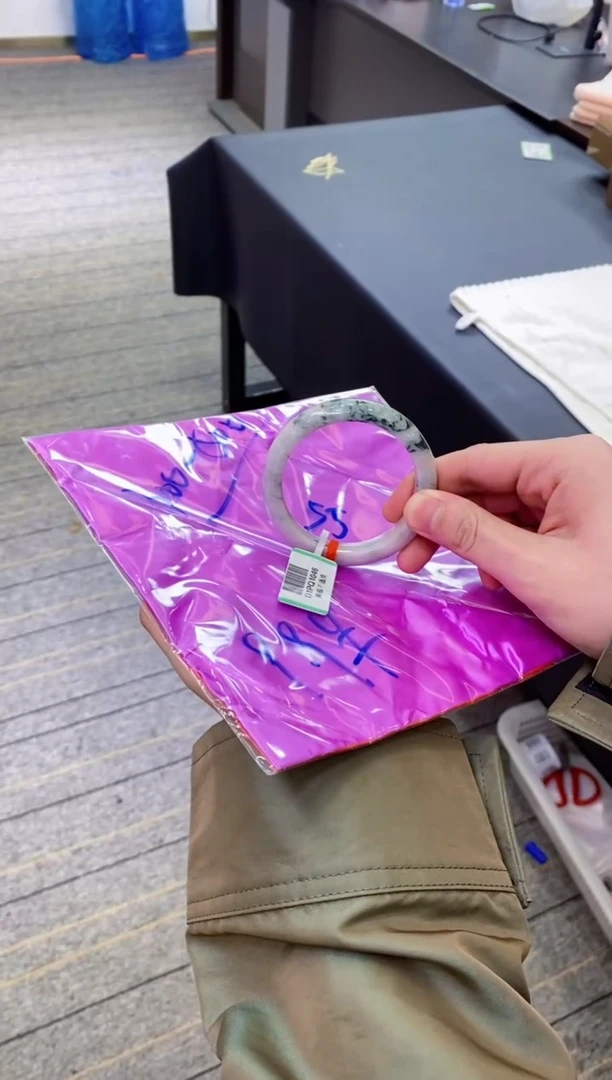 【闪购商品】翡翠手镯未镶嵌