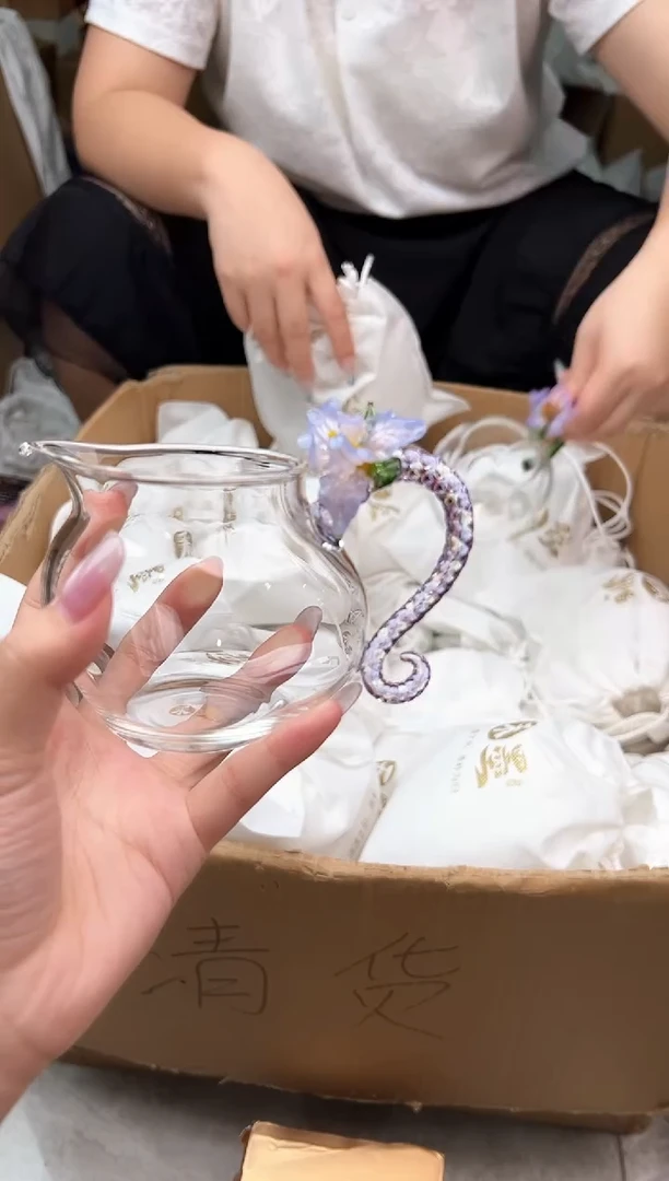 禾墨鸢然浅紫色