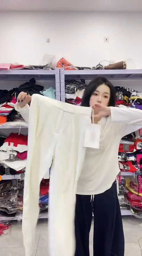 锦纶闪电购精品女装106M