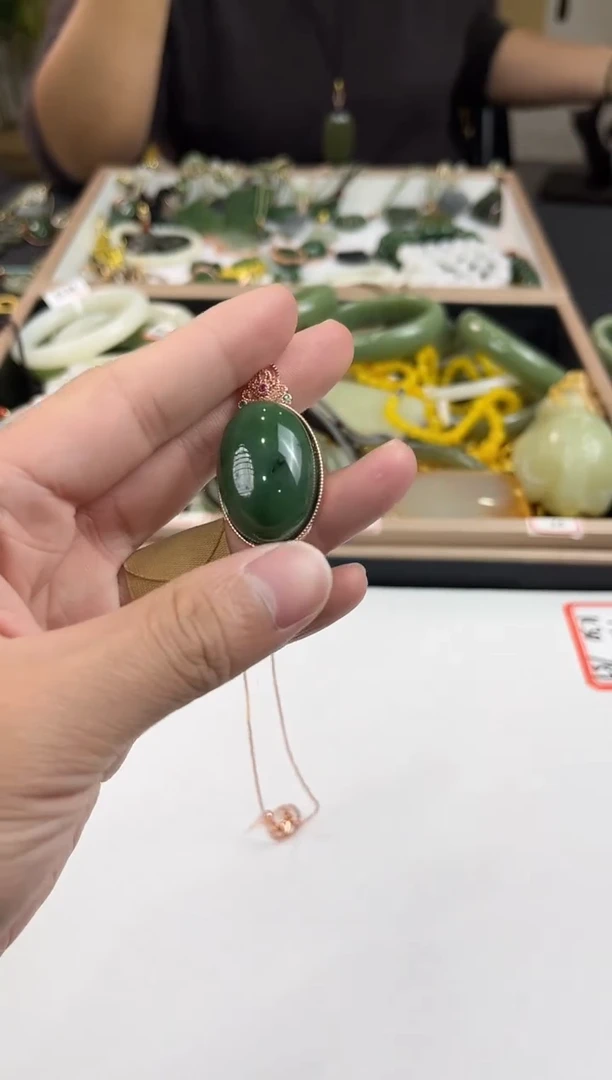 颈饰未镶嵌和田玉多样性拍一发一  70