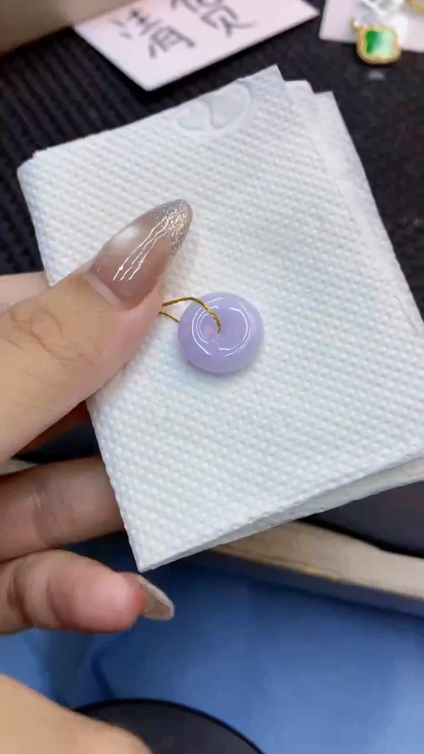 颈饰未镶嵌翡翠1