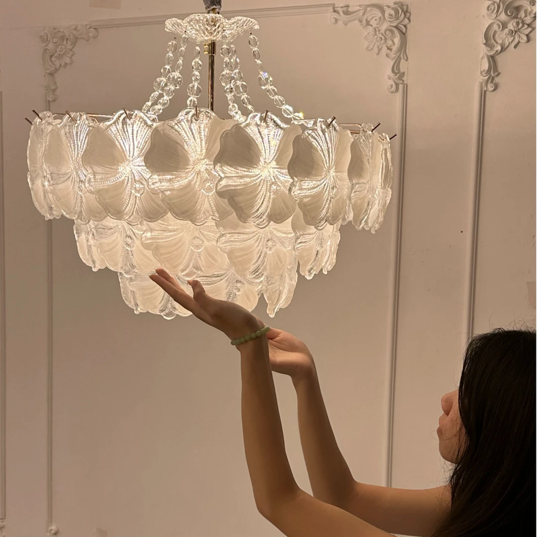 内外卧室灯法式轻奢吊灯高档大气玻璃花朵主卧房间灯白色餐厅灯具