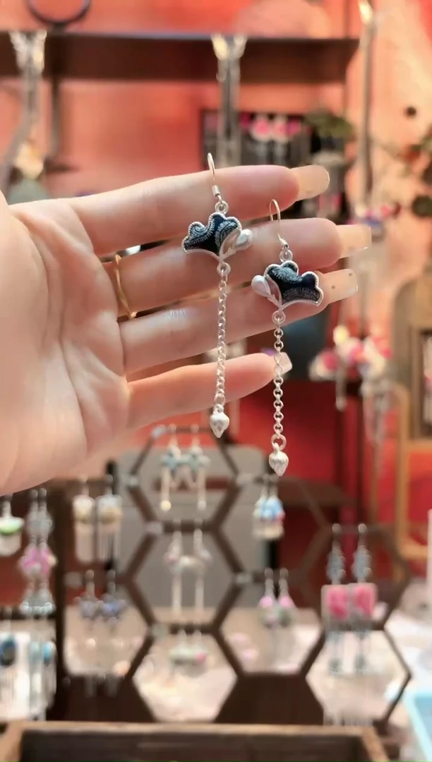 织绣云织谣民族风精美饰品   286