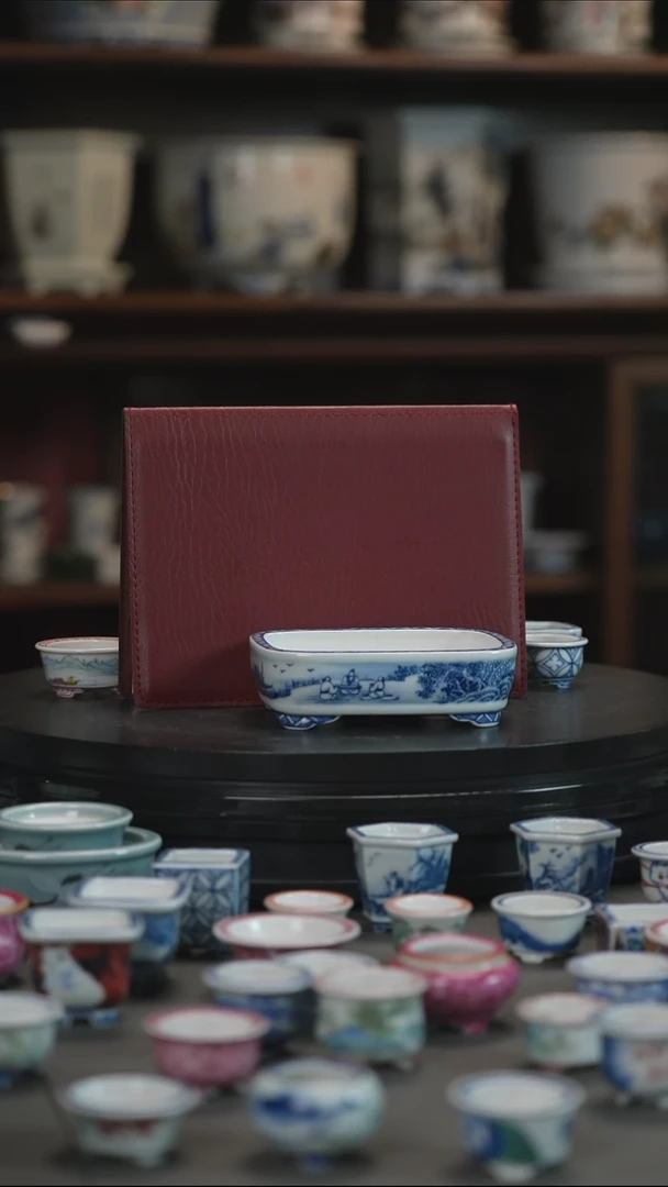 釉下手绘盆在****方釉下手绘盆 在*