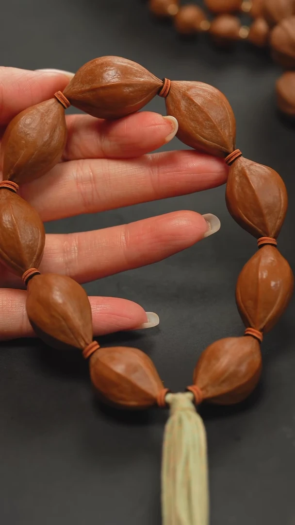 橄榄核手串2.1×3.0铁核素串