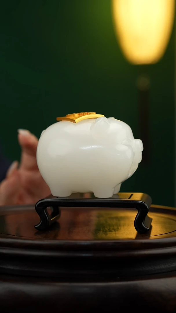 玉【招财福猪】天然玉石摆件