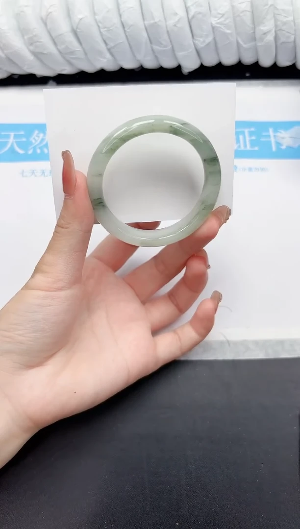 未镶嵌手镯石英质玉68-51QP