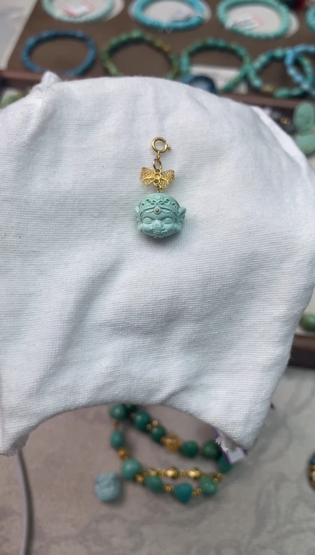 18K金镶嵌绿松石珠宝奇石70