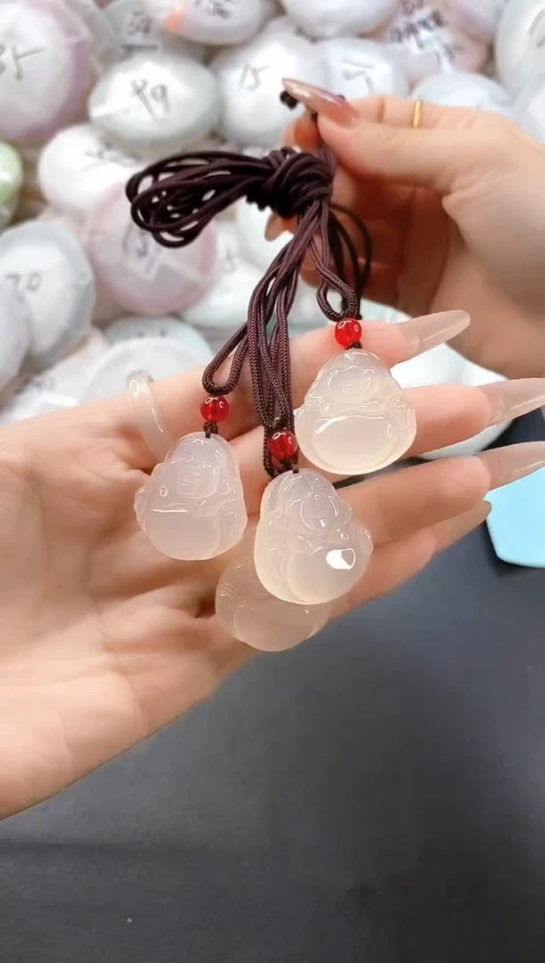 手镯玛瑙/玉髓未镶嵌玛瑙吊坠随机发货 大肚佛