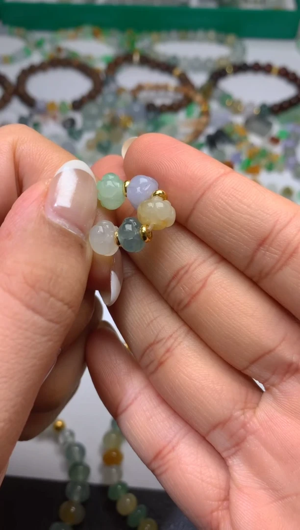 未镶嵌定制翡翠毛货