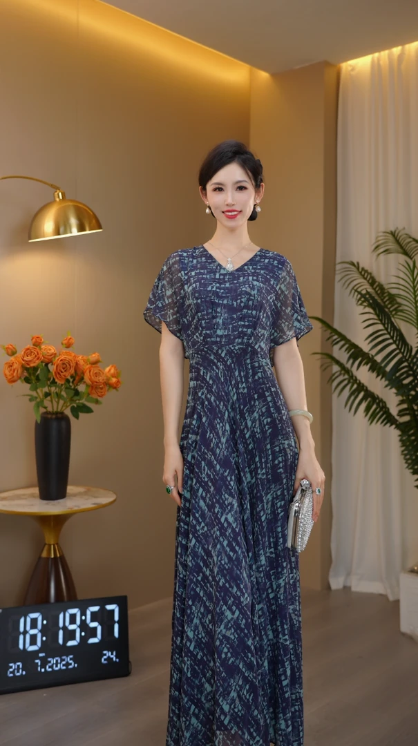 2025休闲风高腰显瘦宽松腰连衣裙夏装时尚夏季收腰复古气质长款