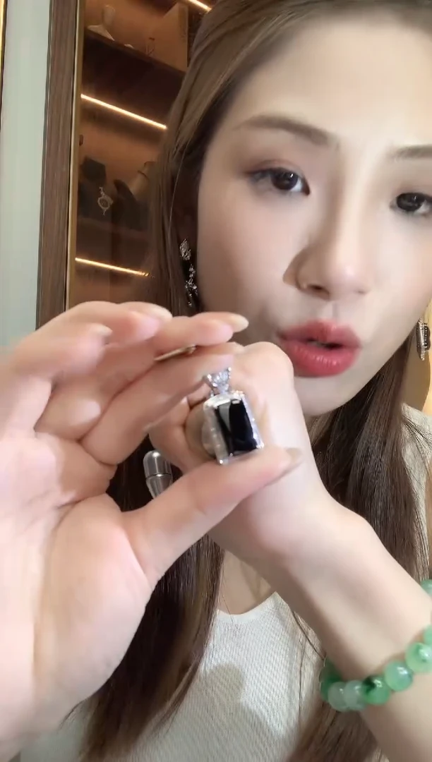 翡翠18K金镶嵌吊坠(不含链)C72翡翠