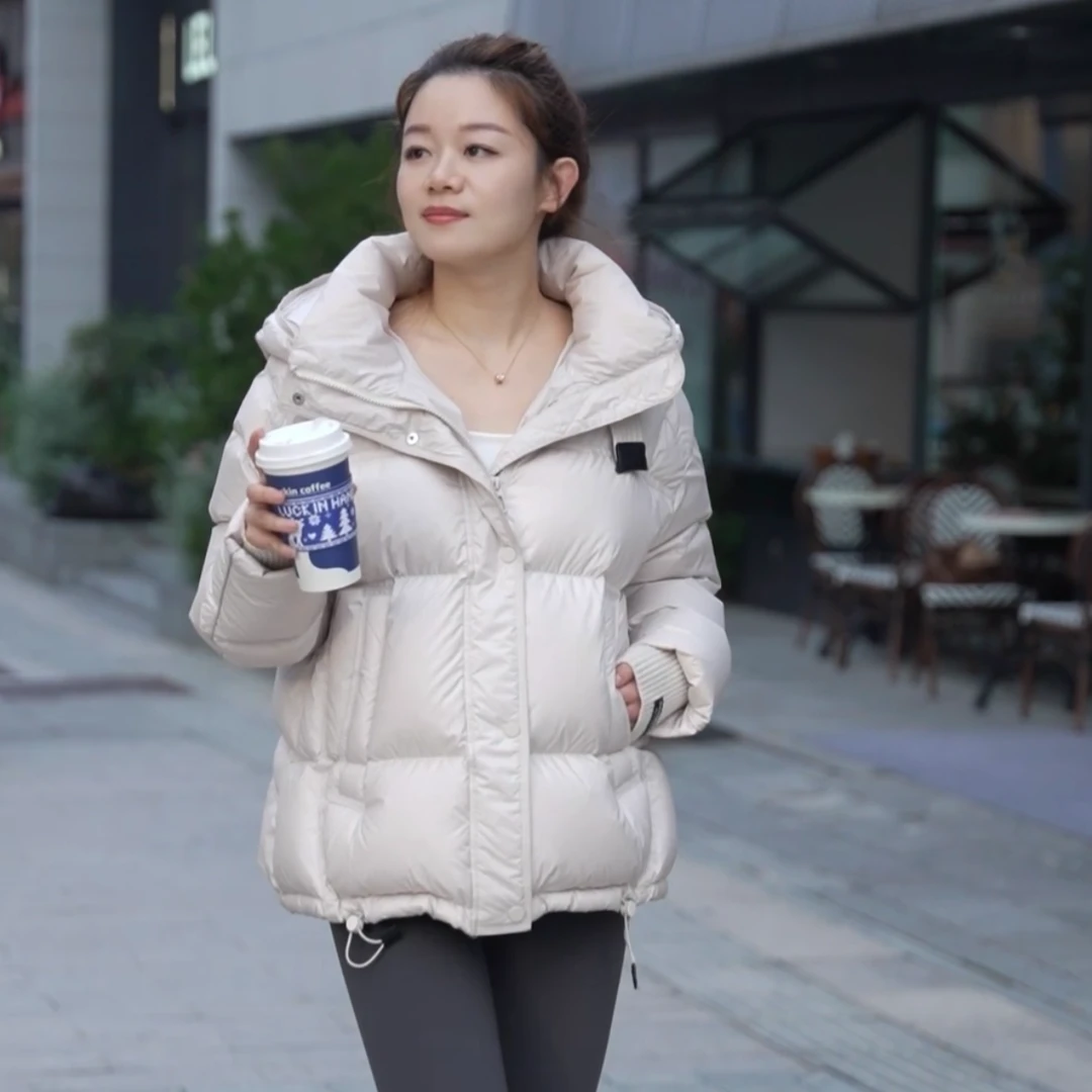 冬季爆款加厚羽绒服女款短款时尚保暖秋冬宽松9086
