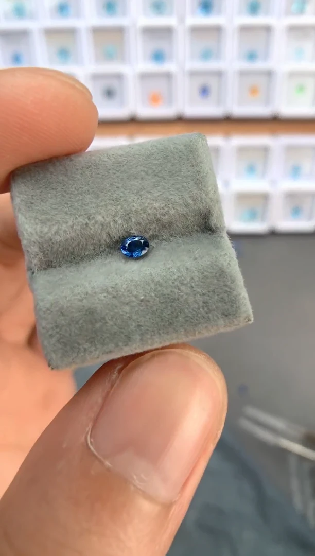 未镶嵌裸石定制蓝宝石0.16ct