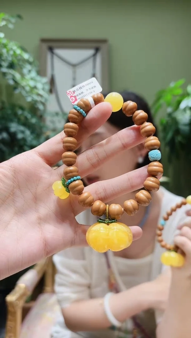 裸石琥珀未镶嵌蜜蜡手持MNN1129-3