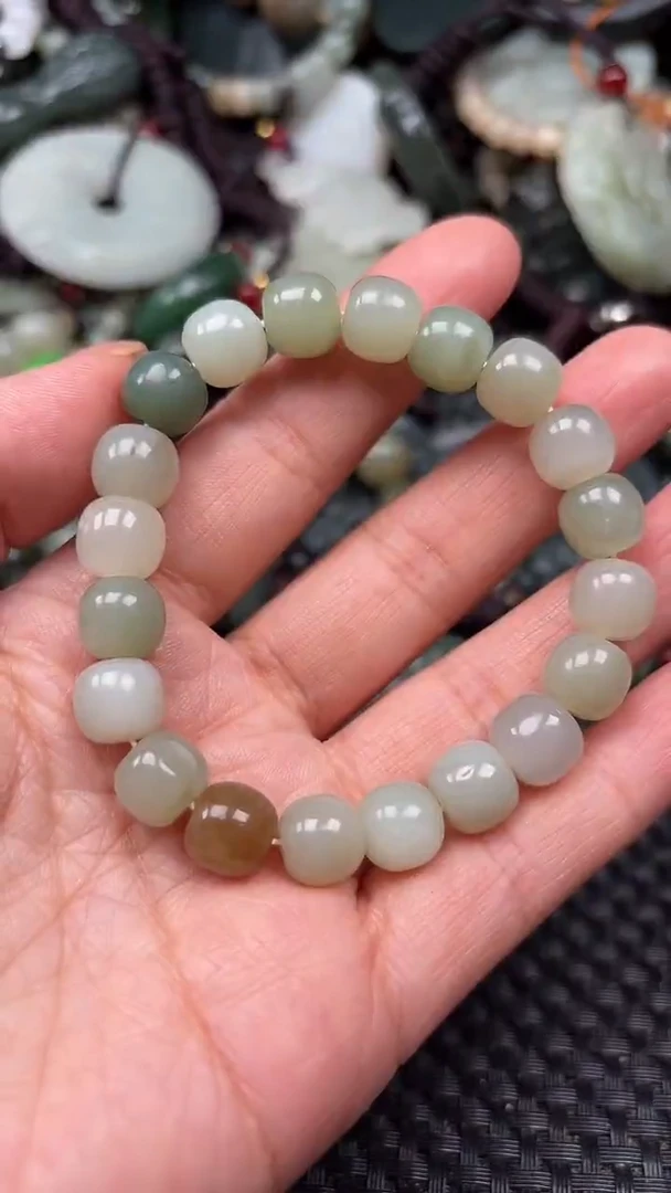 【闪购商品】和田玉颈饰未镶嵌1