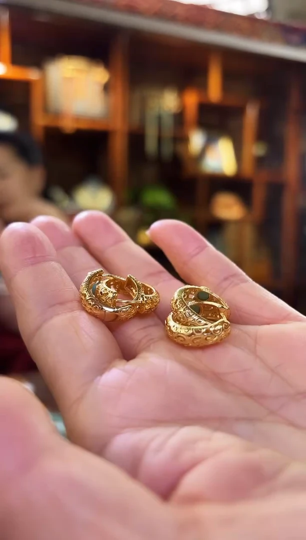 【闪购商品】琥珀耳饰银S925镶嵌耳环