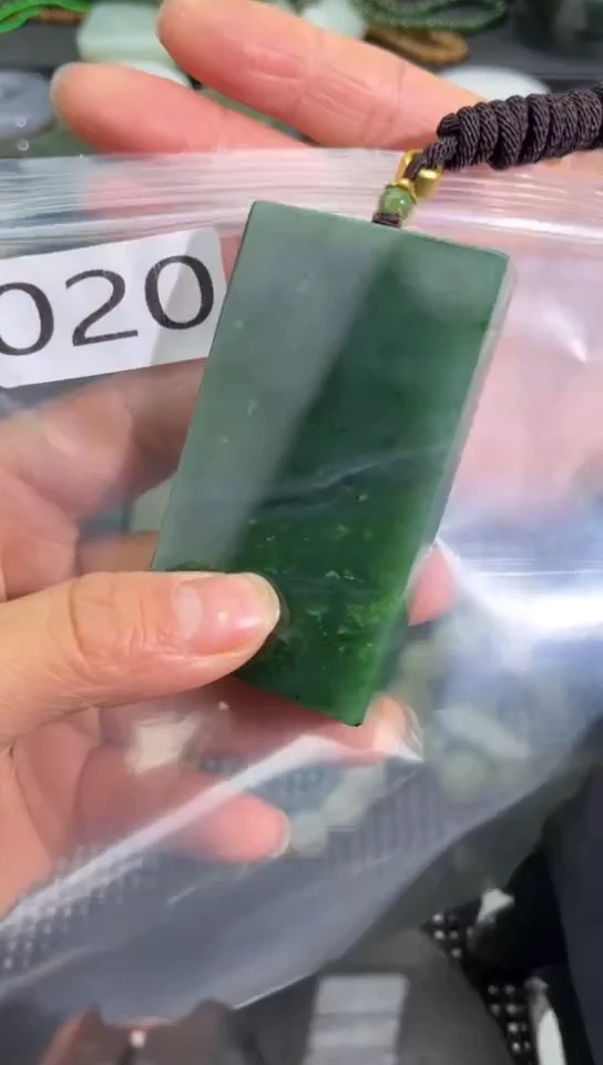 未镶嵌和田玉珠宝半成品牌子
