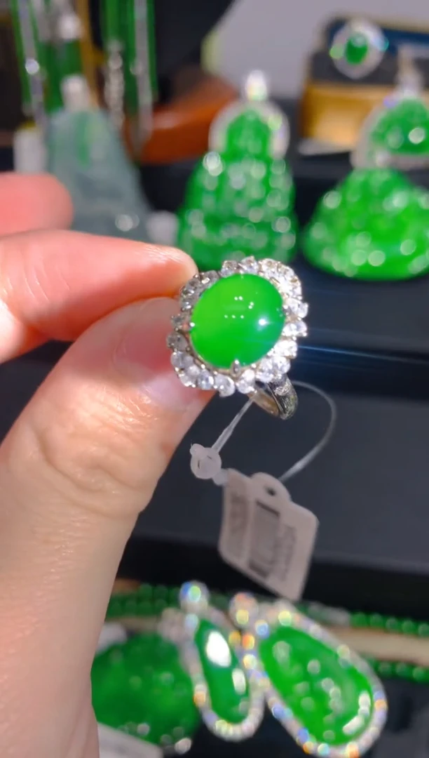 【闪购商品】翡翠戒指银S925镶嵌47一季