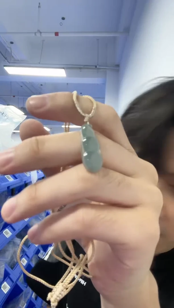 翡翠未镶嵌吊坠(不含链)6 HE-翡翠福豆吊坠
