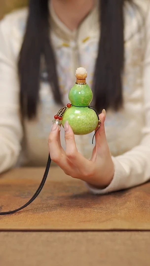 【闪购商品】512宴禾堂大漆脖挂葫芦98