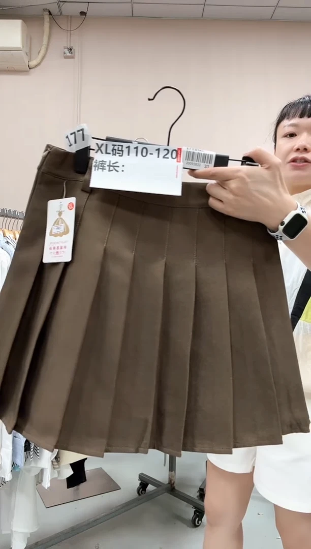 XL大哥家漂亮日系裙子^^
