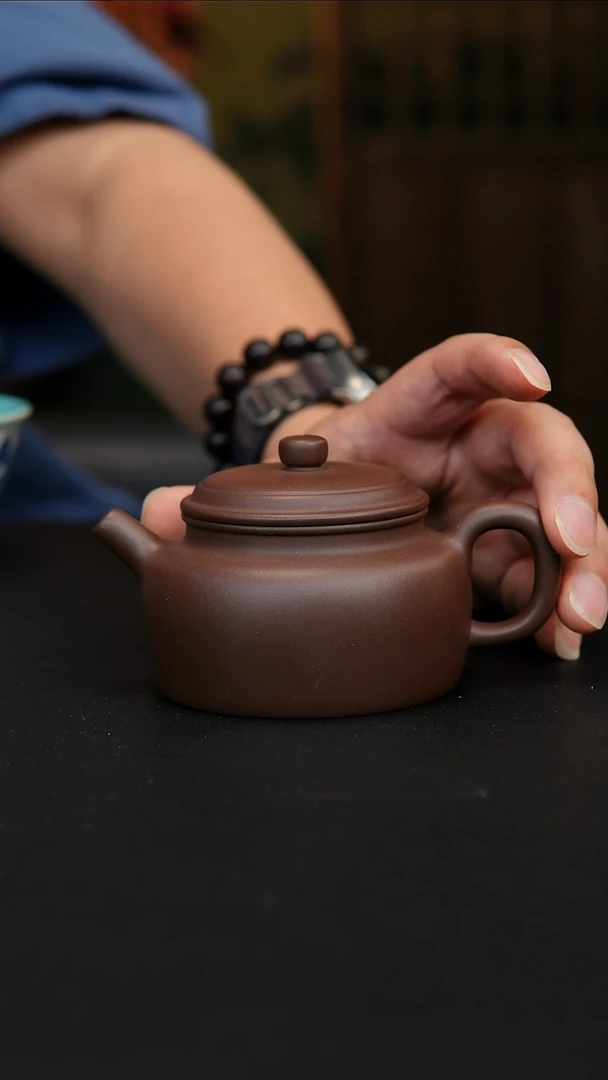 茶壶紫砂底曹清德中170cc左右