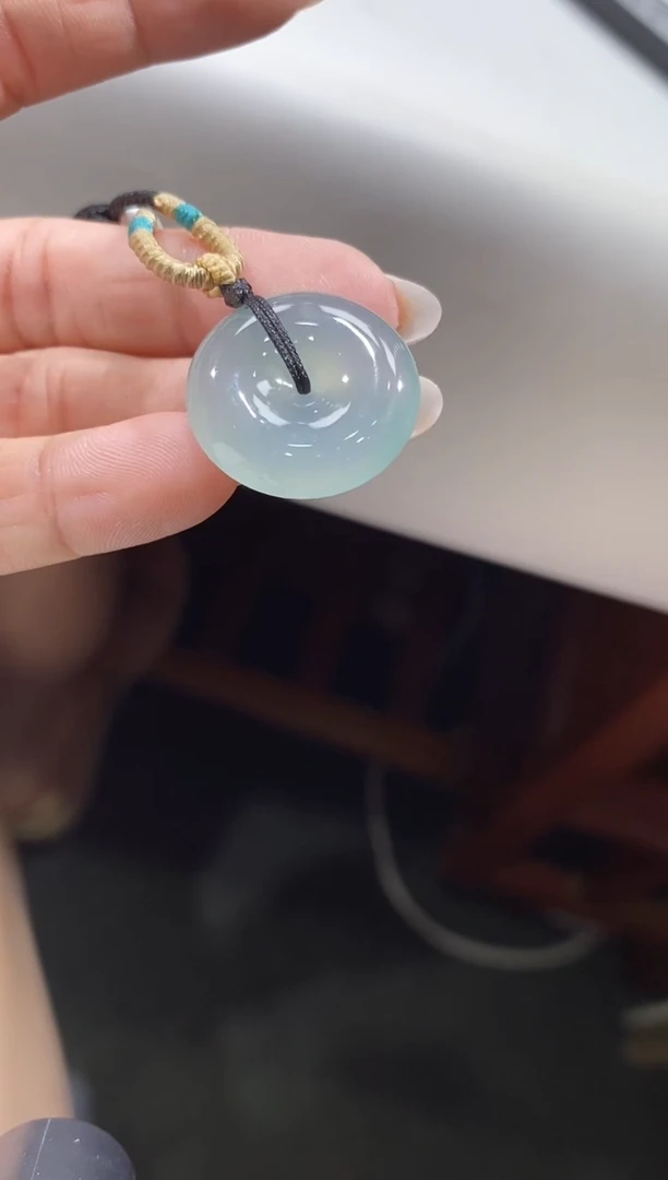 翡翠未镶嵌吊坠(不含链)平安扣