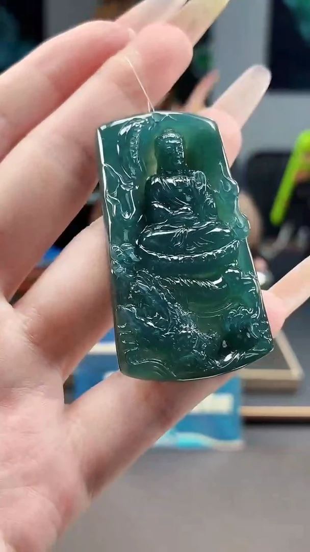 翡翠未镶嵌颈饰DLZ25082062