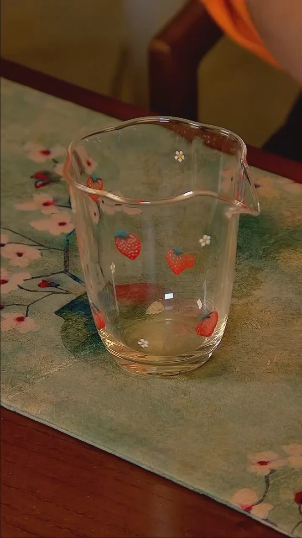 杯手工手绘杯杯很美丽