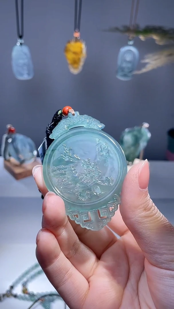 颈饰未镶嵌翡翠山水