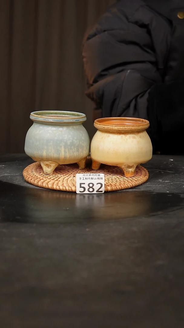 【闪购商品】瓷片582泥泥手工花盆口7-8高7-8