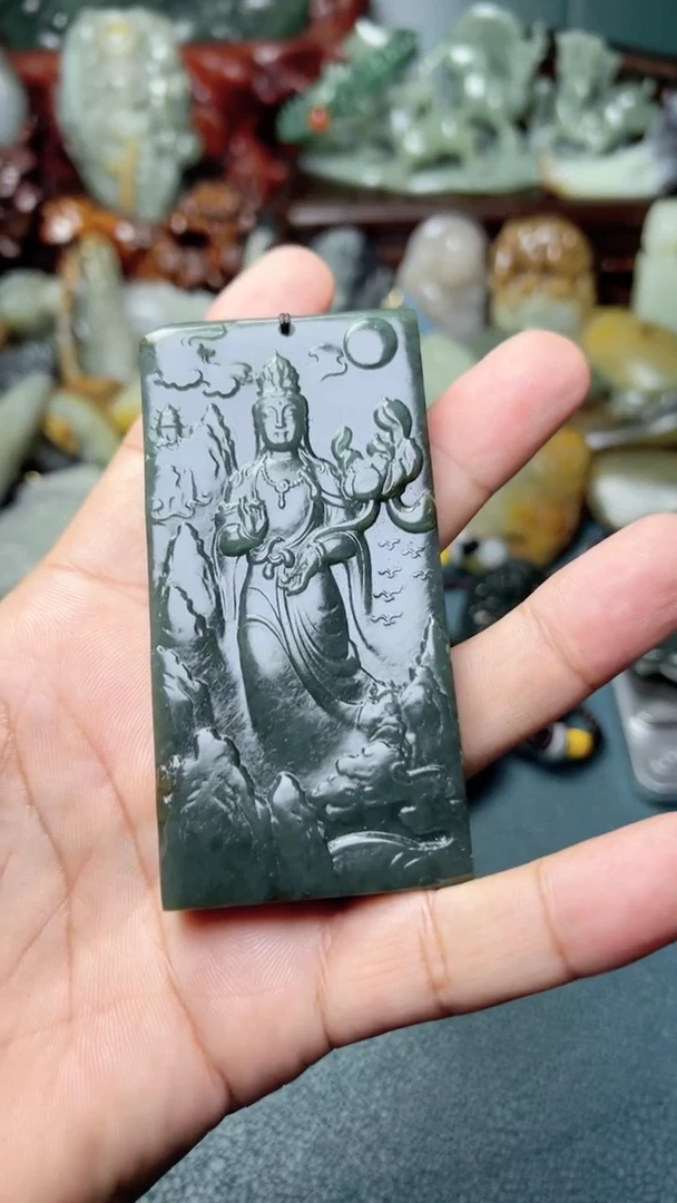 未镶嵌和田玉把件-