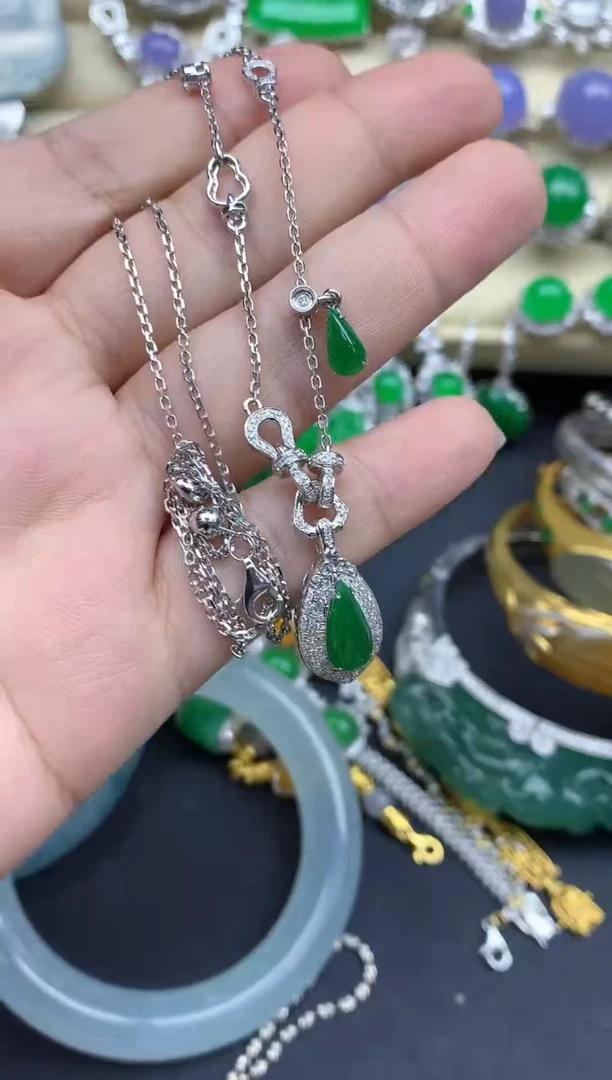 【闪购商品】翡翠颈饰18K金镶嵌882--中国好珍宝