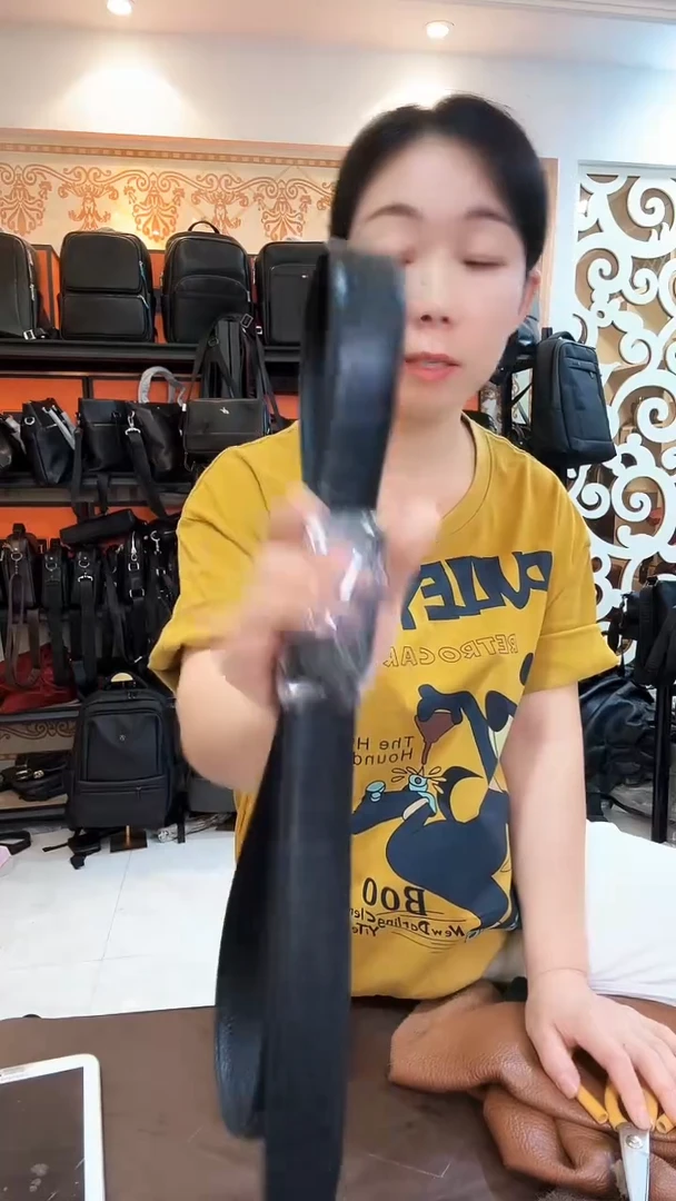 头层牛皮锦纶尺寸长125厘米中福利压纹自动扣腰带尺寸125黑色