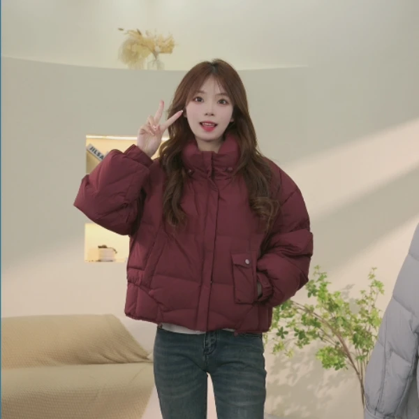 2025设计师新款羽绒服女短款宽松时尚休闲加厚保暖外套冬季韩版