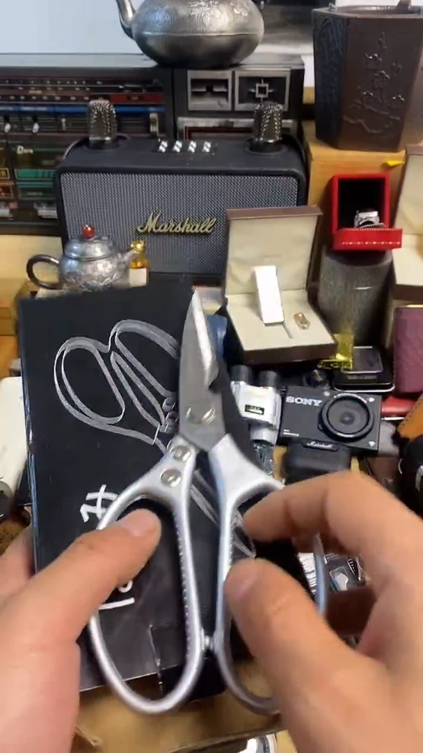 瓷片闪购商品，如图所示