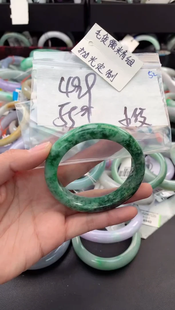 【闪购商品】定制翡翠未镶嵌毛货需精细抛光+多人