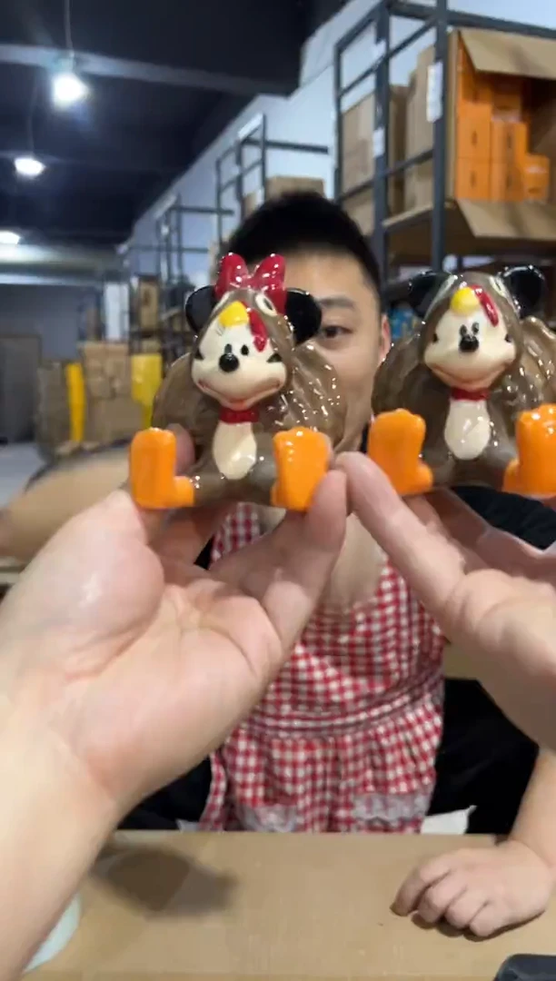 【闪购商品】杯米奇米妮火鸡粉瓶