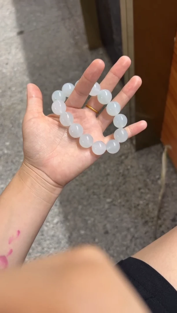 未镶嵌定制翡翠手串