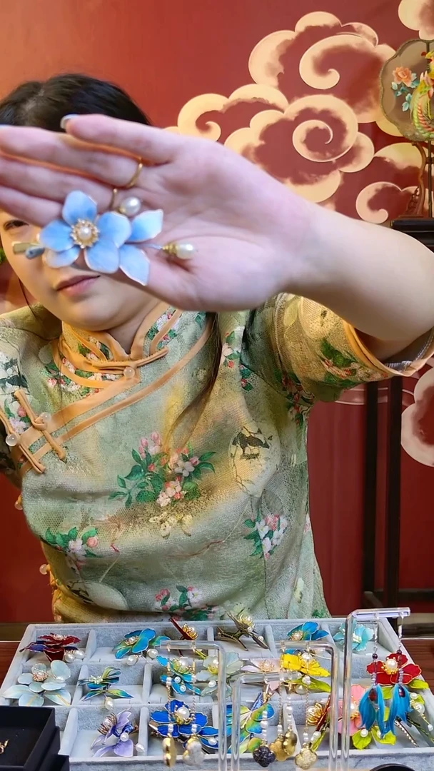 刺绣非遗纯手工绒花