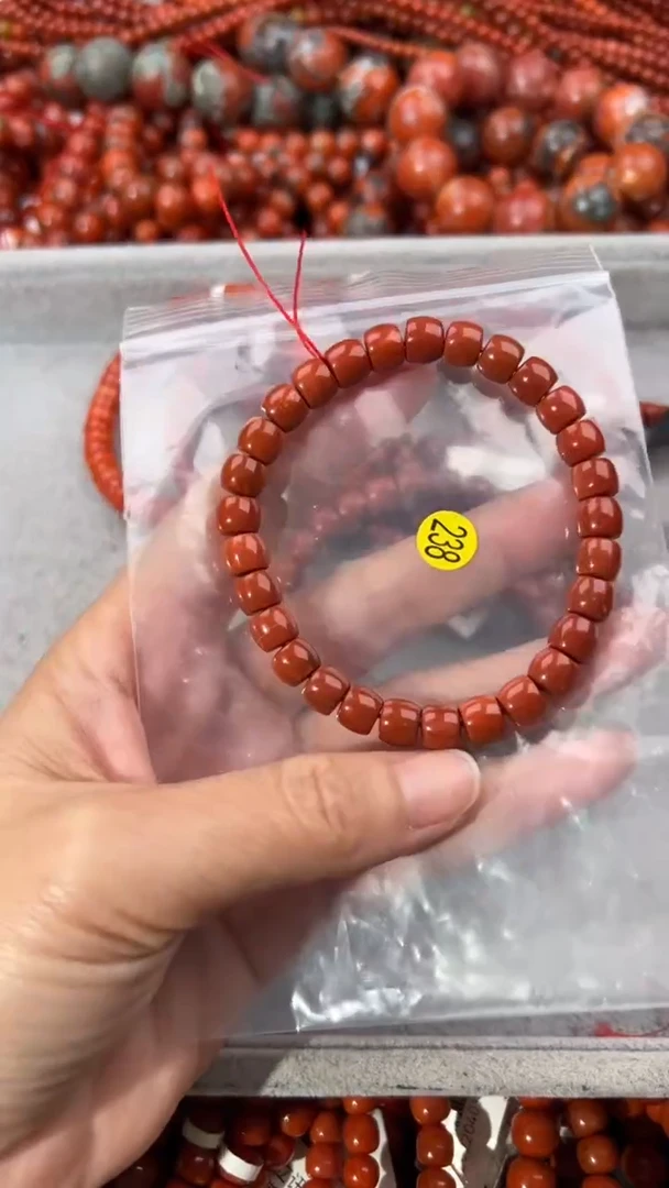 南红玛瑙手串未镶嵌7+