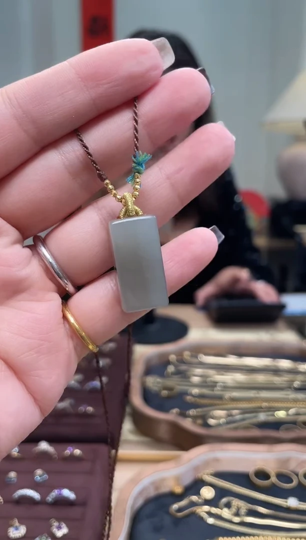 项链未镶嵌和田玉和田玉无事牌