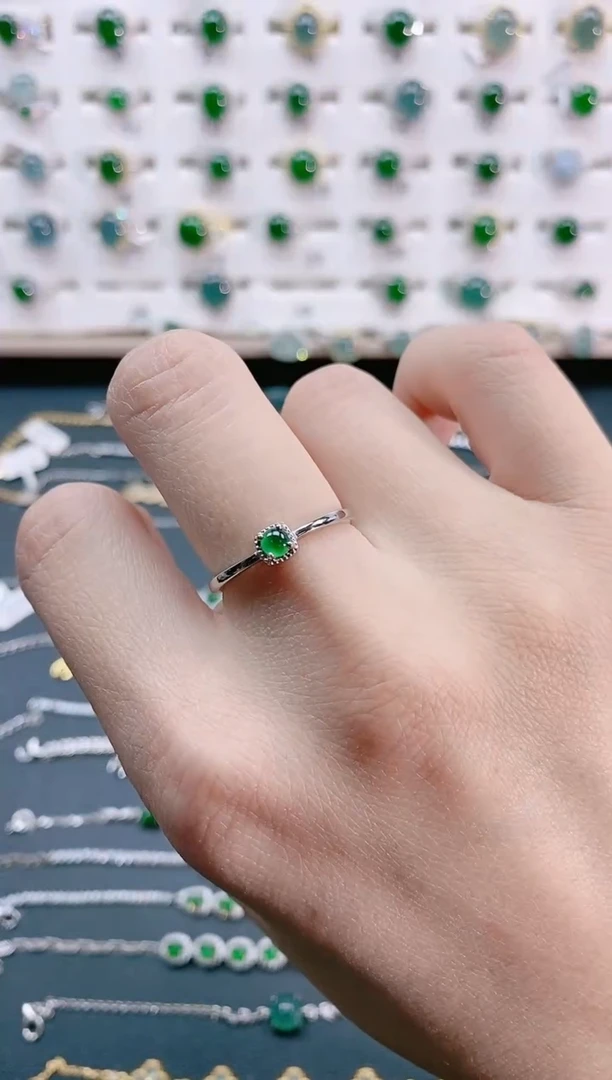 【闪购商品】翡翠戒指银S925镶嵌天然翡翠