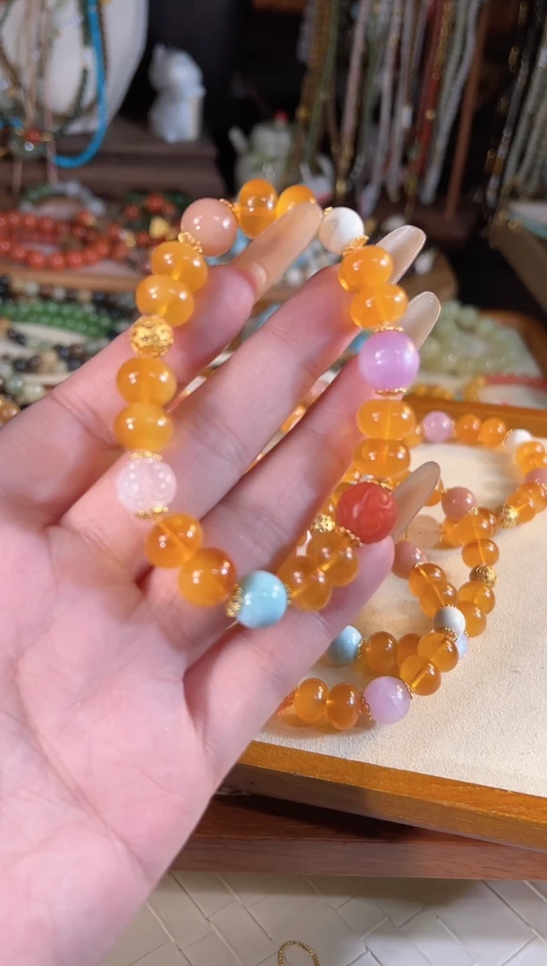 【闪购商品】蜜蜡手链未镶嵌多样性发货其一