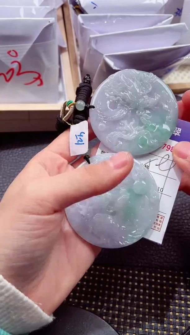 颈饰未镶嵌翡翠000111